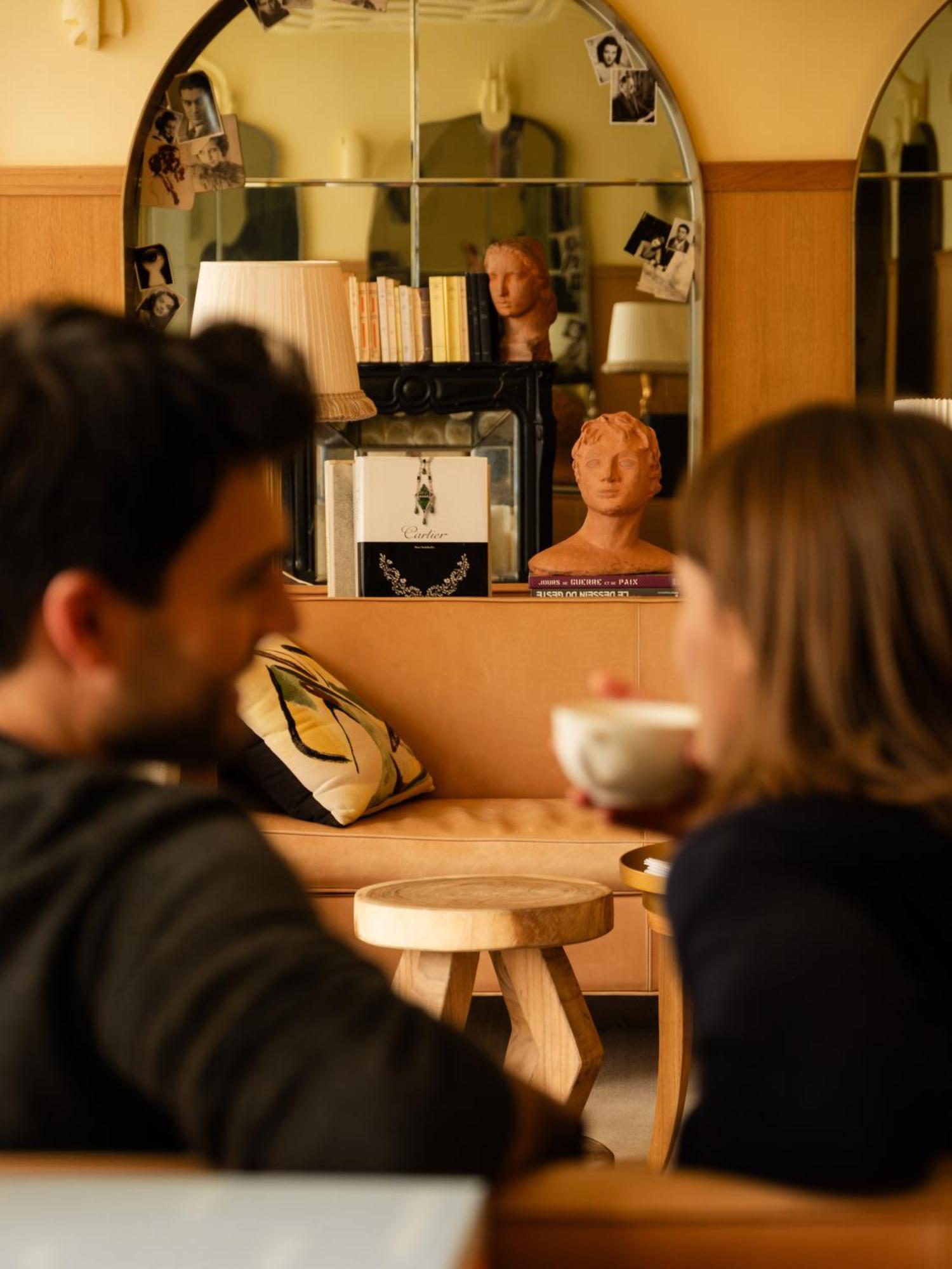 Hotel 9confidentiel 4*