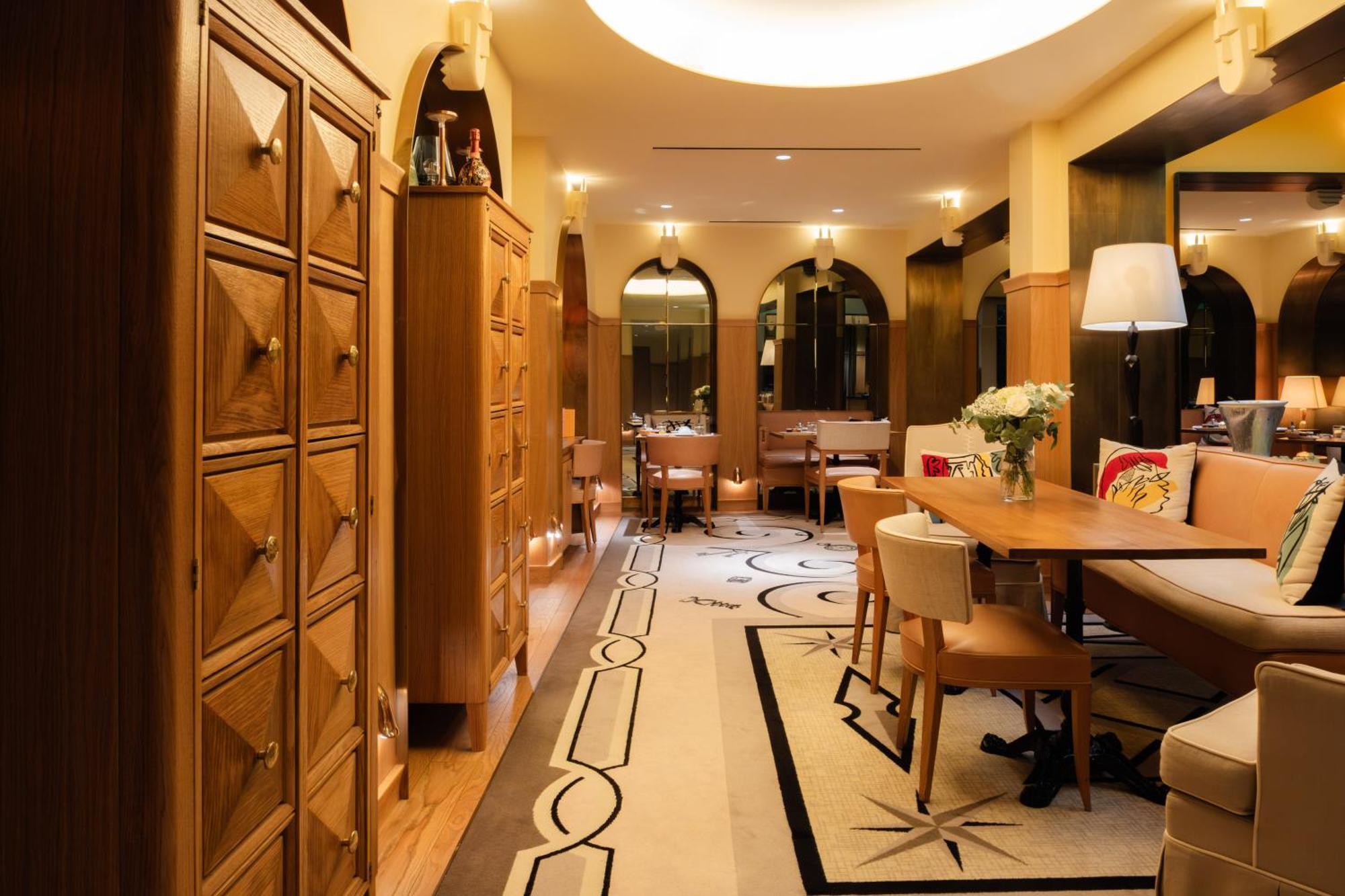 9confidentiel Hotel 4*