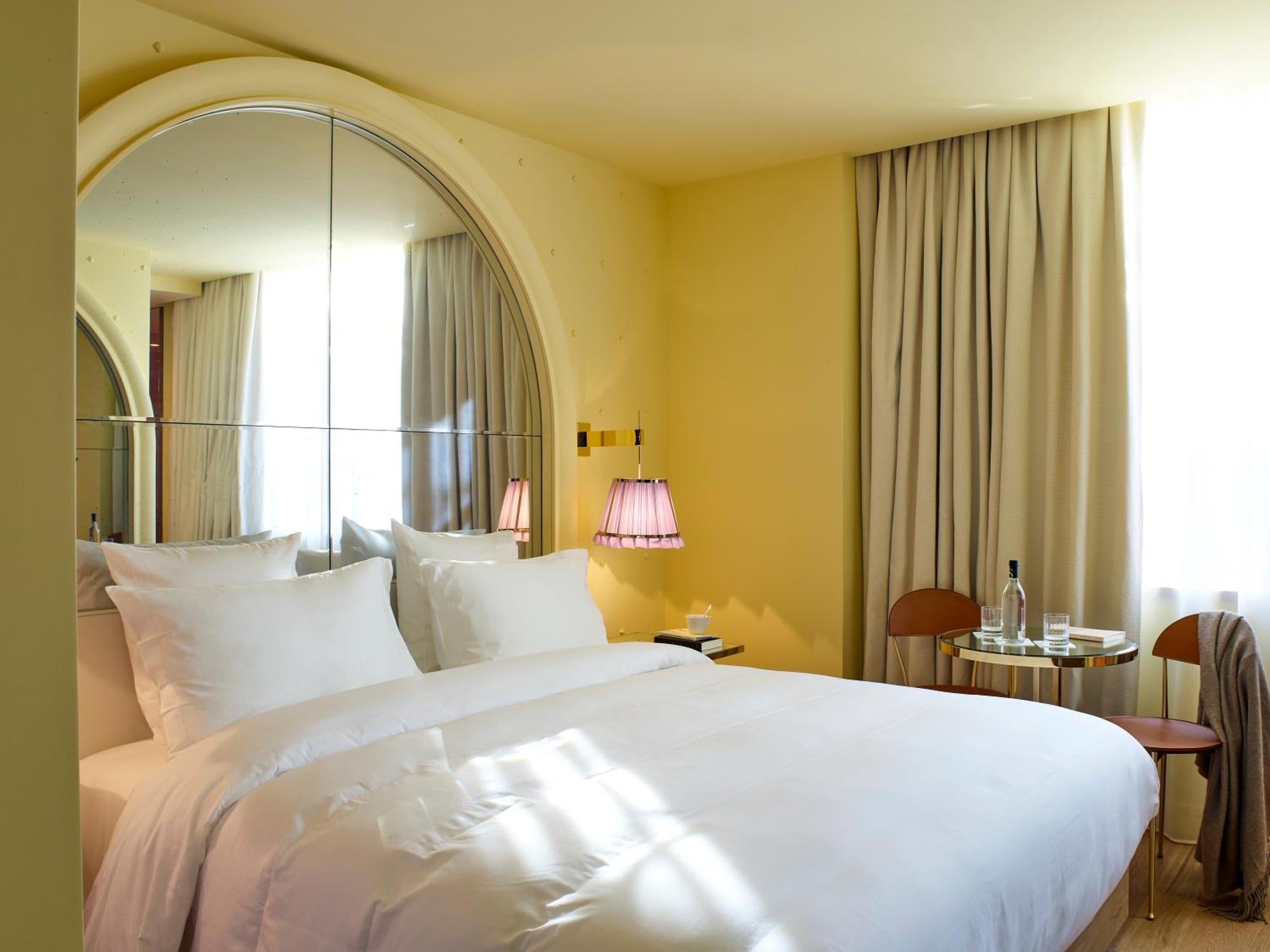 Hotel 9confidentiel 4*